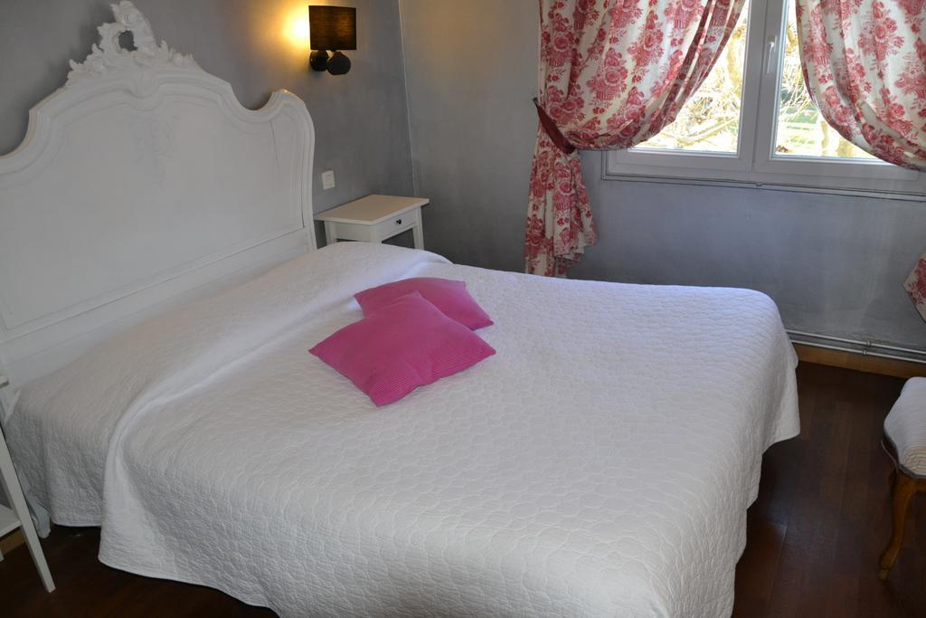 Rians  Hotellerie De L'Esplanade חדר תמונה