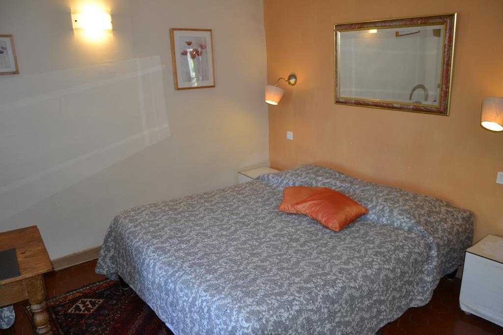 Rians  Hotellerie De L'Esplanade מראה חיצוני תמונה